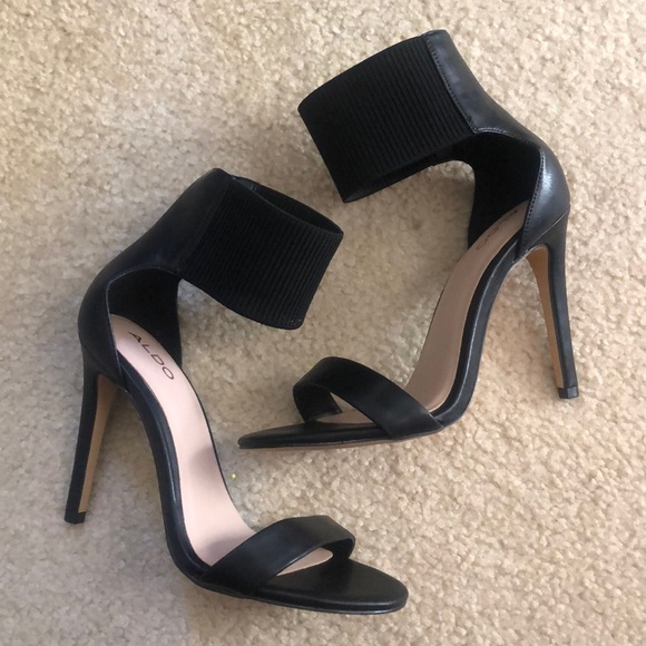 NEW Minimal Aldo Heels Sandals